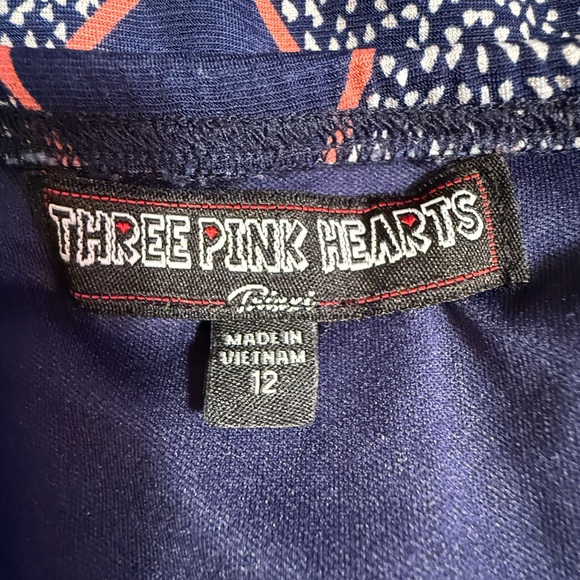 Three pink hearts Elegant Chevron Maxi Dress in Navy and Pink - Picture 7 of 7